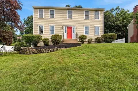38 Trowbridge Ln, Shrewsbury, MA 01545