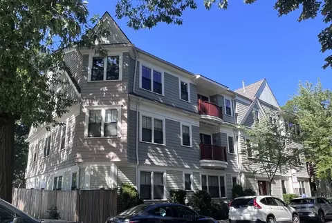 131 Green St #306, Boston, MA 02130