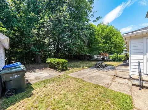 Exterior - 32 Marsden St, Springfield, MA 01109 photo 4 of 5