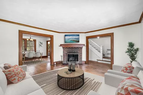 Living - 32 Marsden St, Springfield, MA 01109 photo 2 of 2