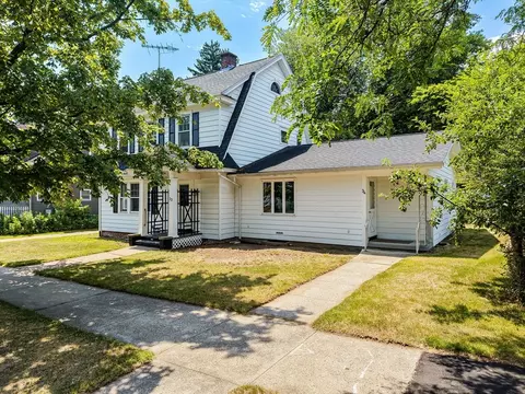 Exterior - 32 Marsden St, Springfield, MA 01109 photo 2 of 5