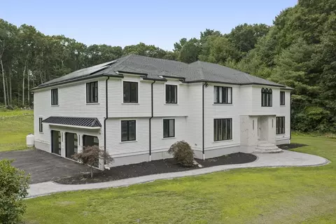 23 Bens Way, Hopedale, MA 01747