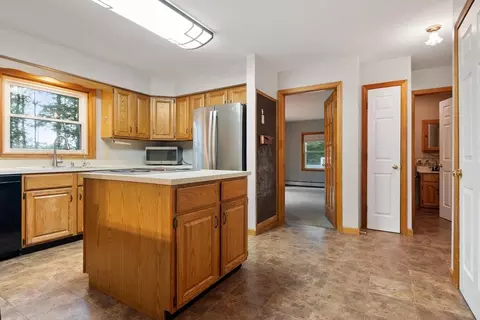 Entry Way - 210 Brickyard Rd, Athol, MA 01331 photo 4 of 5