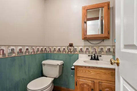 Bath - 210 Brickyard Rd, Athol, MA 01331 photo 1 of 3