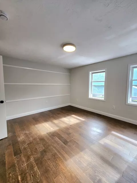 Bedroom - 29 Buckley Rd, Worcester, MA 01602 photo 2 of 2