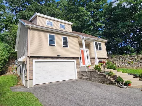 Exterior - 29 Buckley Rd, Worcester, MA 01602 photo 9 of 10