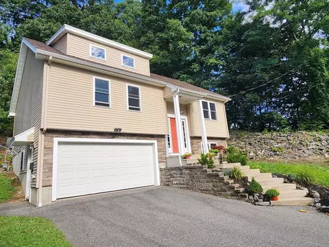 Exterior - 29 Buckley Rd, Worcester, MA 01602 photo 10 of 10