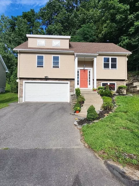 Exterior - 29 Buckley Rd, Worcester, MA 01602 photo 2 of 10