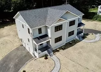 27 Rollins #B, Groveland, MA 01834