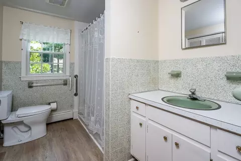 Bath - 61 White Oak Trl, Centerville, MA 02632 photo 3 of 3