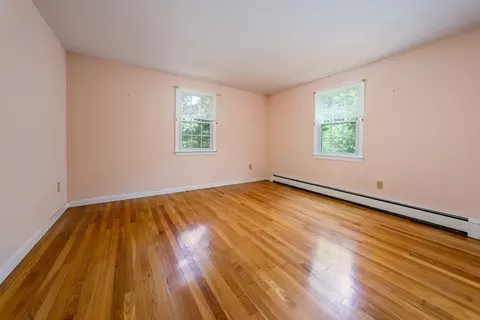 Bedroom - 61 White Oak Trl, Centerville, MA 02632 photo 2 of 2