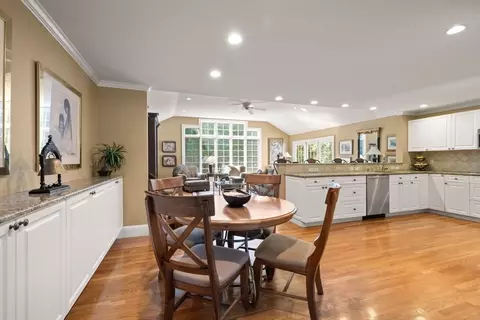 Dining - 234 Hampton Rd, Sharon, MA 02067 photo 3 of 4