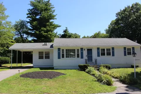 206 Debbie Dr, Leominster, MA 01453