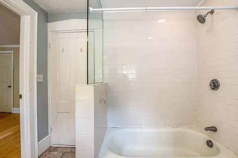 Bath - 4 Spruce St #4, Dedham, MA 02026 photo 2 of 2