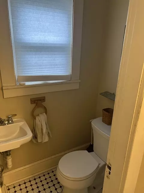 Bath - 142 Springfield St, Springfield, MA 01107 photo 2 of 2