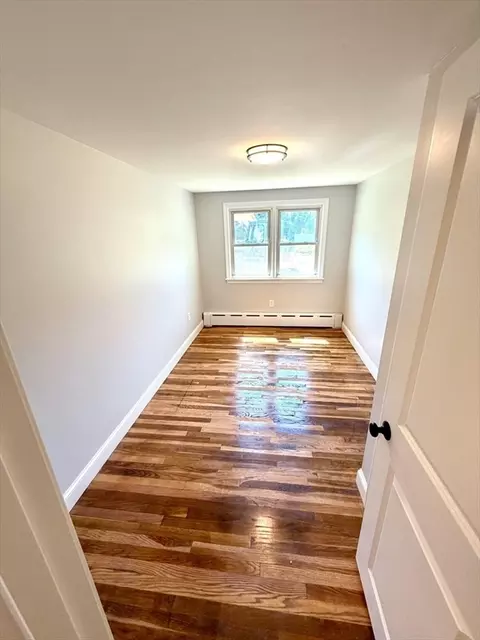 64 King St, Raynham, MA 02767 photo 6