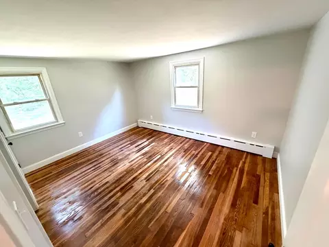 64 King St, Raynham, MA 02767 photo 3