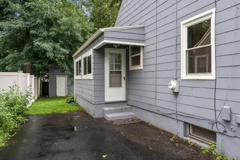 Exterior - 65 Burnside Ter, Springfield, MA 01118 photo 5 of 12