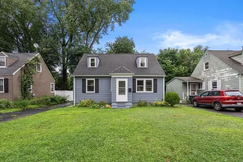 Exterior - 65 Burnside Ter, Springfield, MA 01118 photo 11 of 12