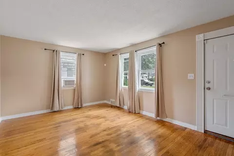 Living - 65 Burnside Ter, Springfield, MA 01118 photo 1 of 3
