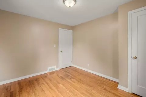 Bedroom - 65 Burnside Ter, Springfield, MA 01118 photo 4 of 7