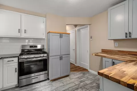 Kitchen - 65 Burnside Ter, Springfield, MA 01118 photo 3 of 4