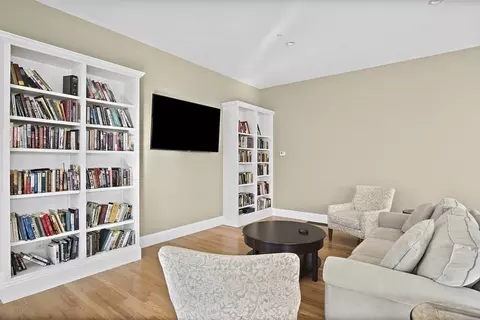 Living - 20 Chartwell #48, Worcester, MA 01609 photo 4 of 4