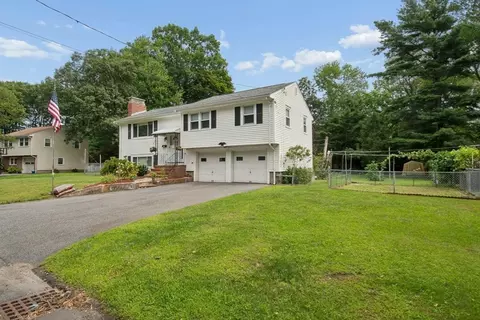 Exterior - 129 Chickering Rd, Dedham, MA 02026 photo 7 of 7