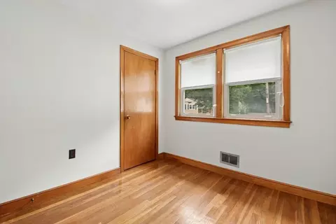 Bedroom - 129 Chickering Rd, Dedham, MA 02026 photo 5 of 8