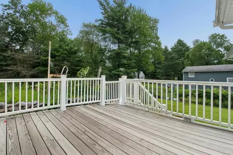 Exterior - 129 Chickering Rd, Dedham, MA 02026 photo 2 of 7