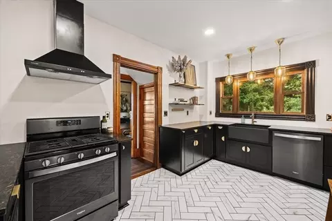 Kitchen - 544 Main St, Acushnet, MA 02743 photo 5 of 5