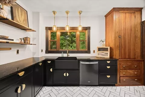 Kitchen - 544 Main St, Acushnet, MA 02743 photo 1 of 5