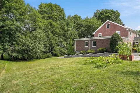 Exterior - 35 Swift Rd, Framingham, MA 01702 photo 5 of 8