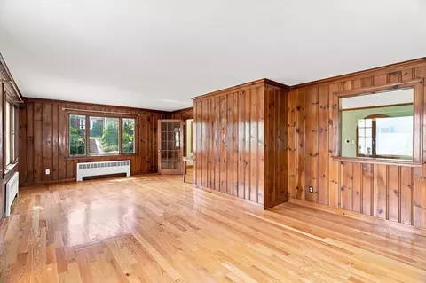 Living - 35 Swift Rd, Framingham, MA 01702 photo 7 of 11