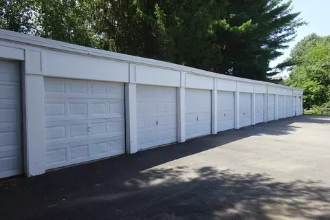 Exterior - 484 Burncoat St, Worcester, MA 01606 photo 2 of 2