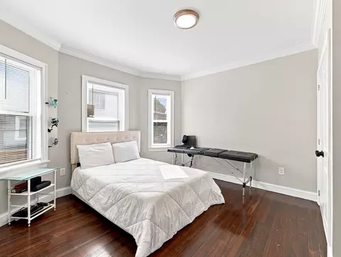 Bedroom - 69-71 Swan St, Everett, MA 02149 photo 1 of 8