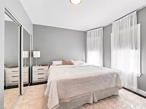 Bedroom - 69-71 Swan St, Everett, MA 02149 photo 4 of 8