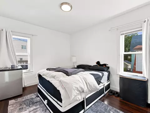 Bedroom - 69-71 Swan St, Everett, MA 02149 photo 6 of 8