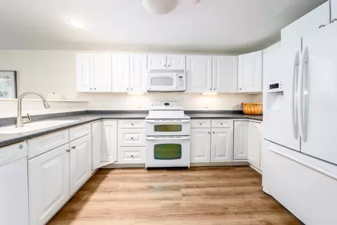 Kitchen - 4 Portside Dr #158, Mashpee, MA 02649 photo 2 of 2