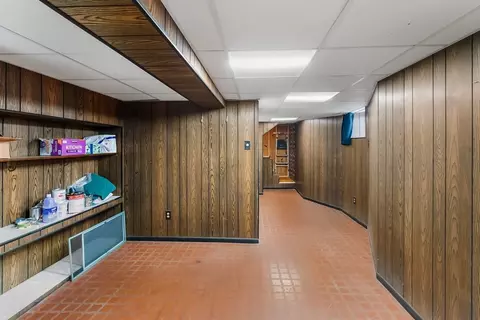 Entry Way - 27 Peirce Ave, Everett, MA 02149 photo 5 of 5