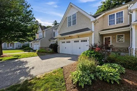 55 Pondside Dr #55, Bolton, MA 01740