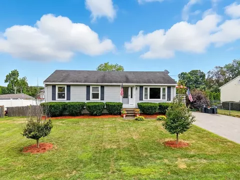 2 Overlook Ave, Haverhill, MA 01830