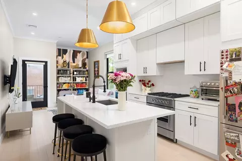3 S Whitney St #7, Boston, MA 02120