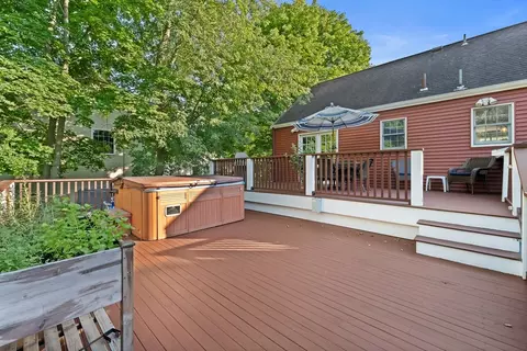 28 Lawrence St, Danvers, MA 01923 photo 34
