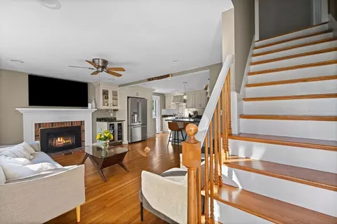28 Lawrence St, Danvers, MA 01923 photo 28