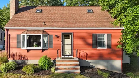 28 Lawrence St, Danvers, MA 01923 photo 31