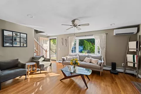 28 Lawrence St, Danvers, MA 01923 photo 8