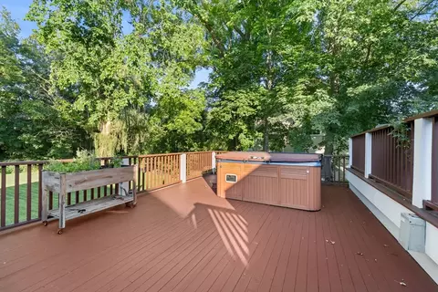 28 Lawrence St, Danvers, MA 01923 photo 33