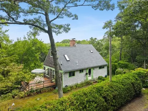 7 Cranberry Rd, Plymouth, MA 02360