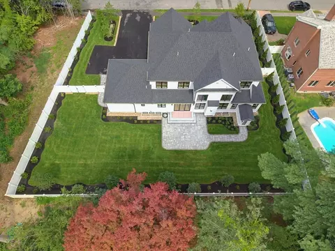 Exterior - 10 Travis Rd, Natick, MA 01760 photo 3 of 10